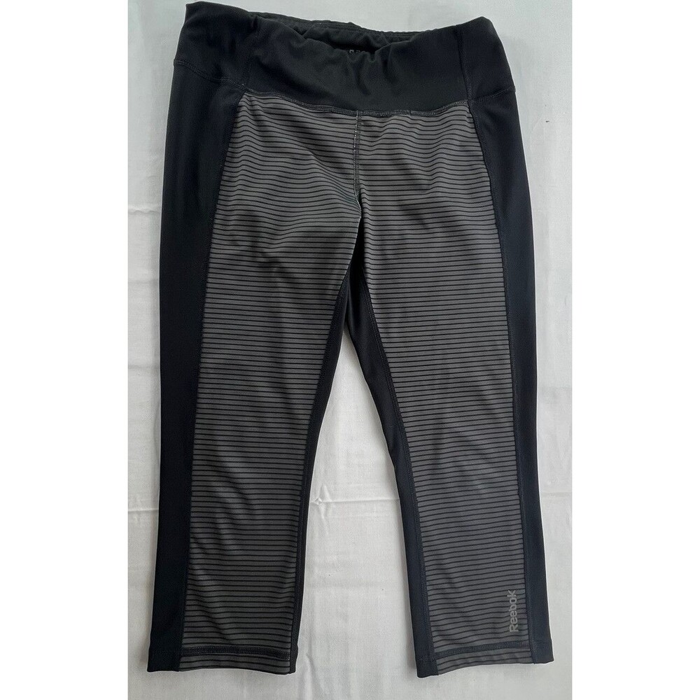 Reebok Womens Black Gray Reflective Lines Athletic Running Capri Leggings Size M